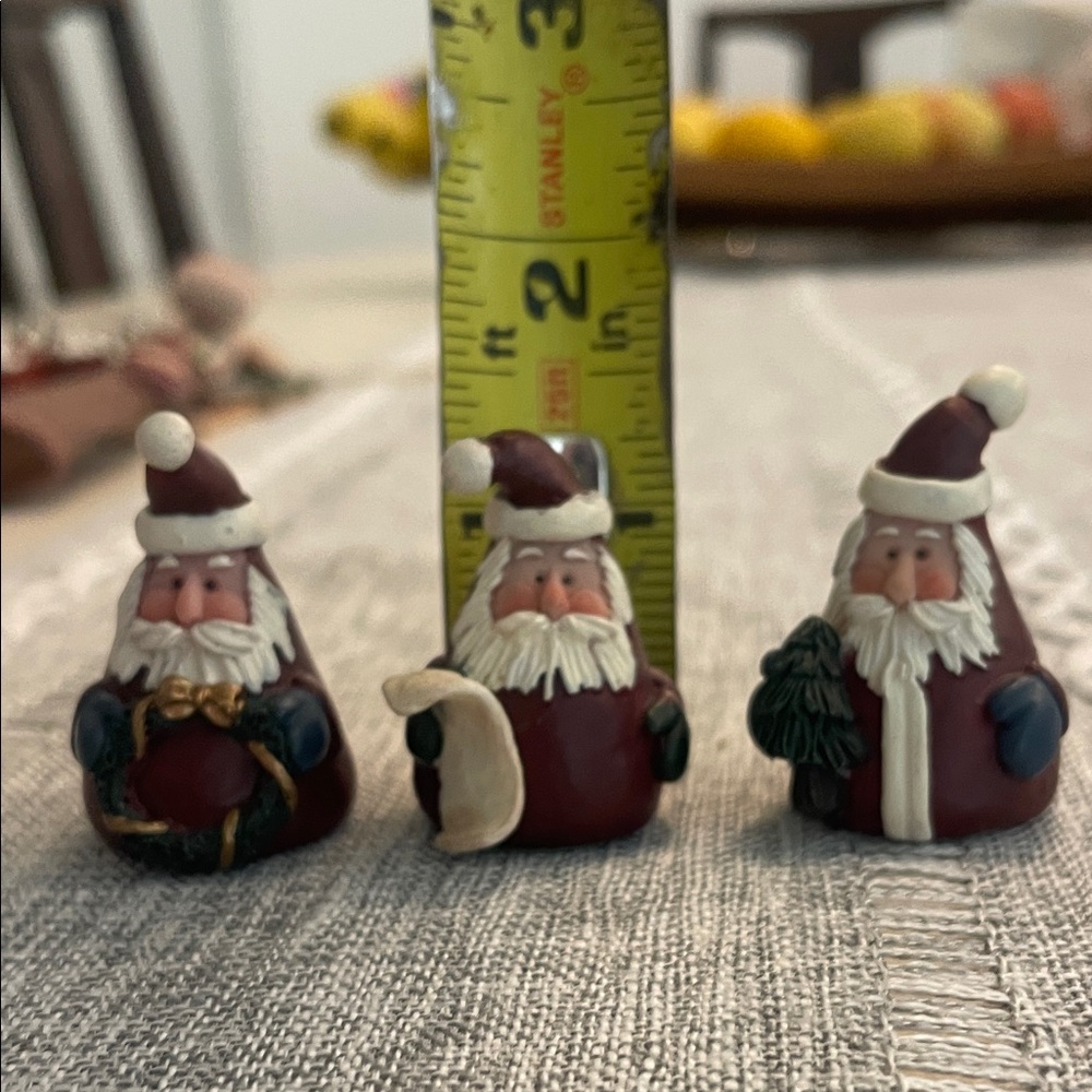 Festive Santa Figurine Set - Red and White - Picture 5 of 5